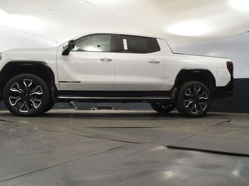 New 2025 GMC Sierra EV Denali image 50