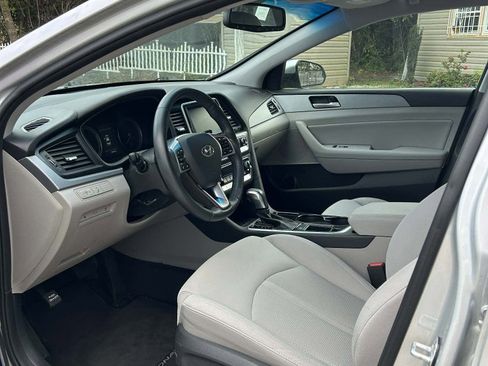 Used 2019 Hyundai Sonata SEL FWD image 12