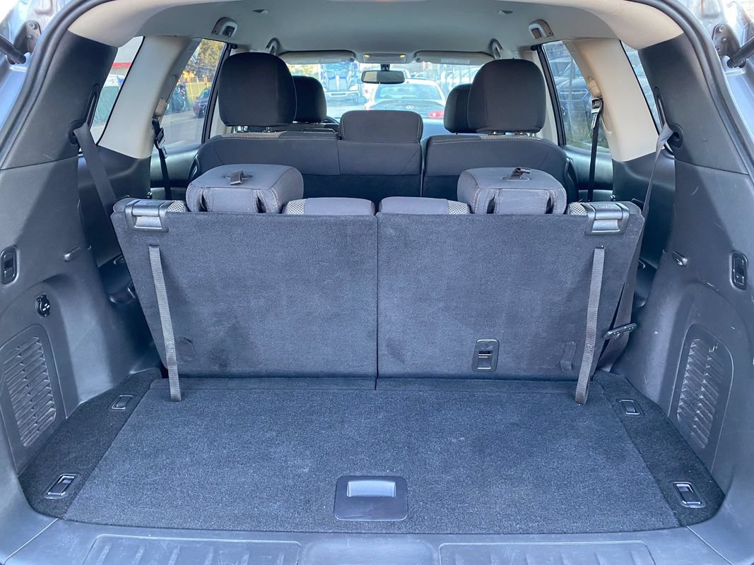 Used 2018 Nissan Pathfinder SV w/ SV All Weather Package AWD/4WD image 14
