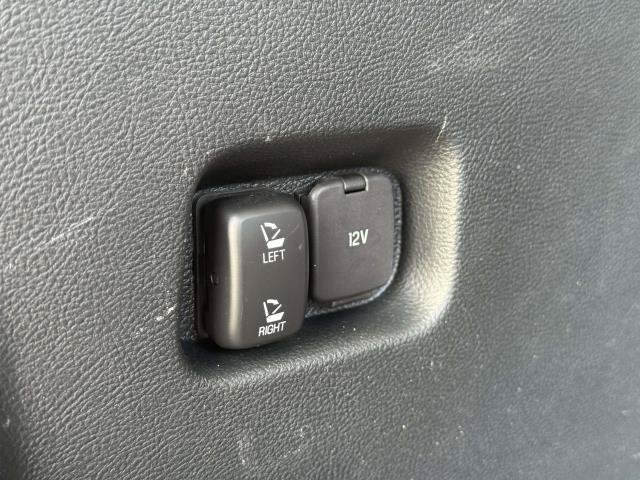 Used 2019 Ford Edge SEL w/ Equipment Group 201A AWD/4WD image 9