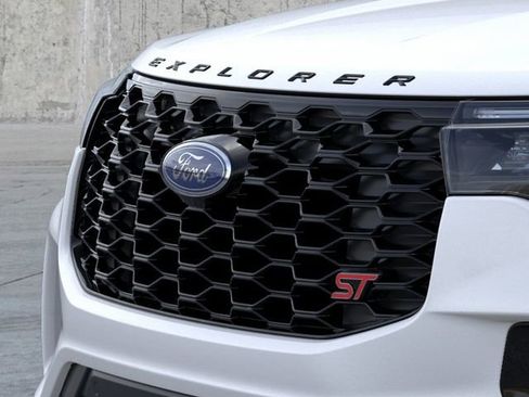 New 2026 Ford Explorer ST AWD/4WD image 40
