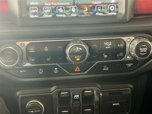 Used 2021 Jeep Wrangler Unlimited Rubicon image 16