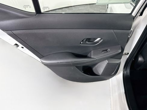 Used 2024 Nissan Sentra S FWD image 25
