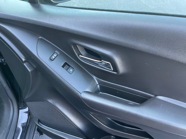 Used 2020 Chevrolet Trax LT w/ Driver Confidence Package FWD image 39