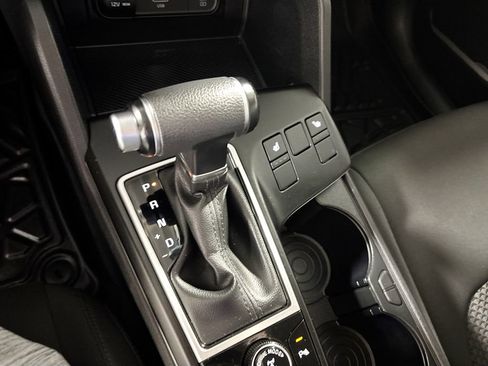 Used 2023 Kia Sportage LX AWD/4WD image 17