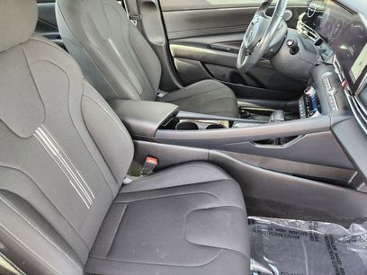 Used 2023 Hyundai Elantra SEL w/ Convenience Package