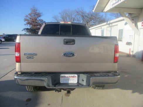 Used 2004 Ford F150 XLT image 5