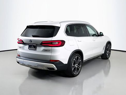 Used 2021 BMW X5 sDrive40i w/ Luxury Seating Package 2 image 5