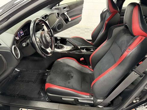 Used 2019 Toyota 86 image 11