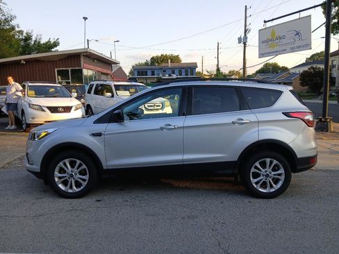 Used 2018 Ford Escape SE AWD/4WD image 9