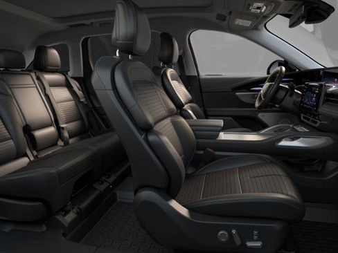 New 2026 Lincoln Nautilus Reserve image 27