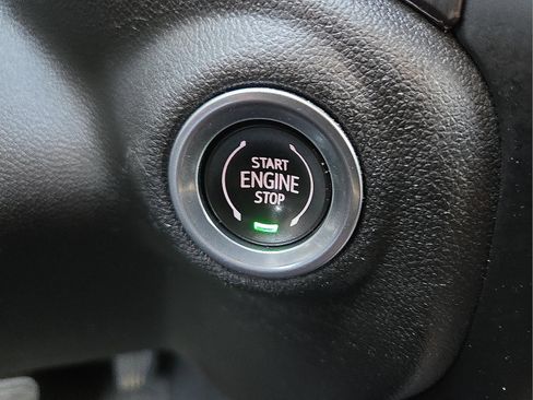 Used 2022 GMC Sierra 2500 AT4 w/ AT4 Preferred Package AWD/4WD image 24