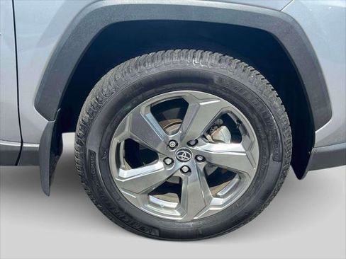 Certified 2020 Toyota RAV4 Limited AWD/4WD image 12