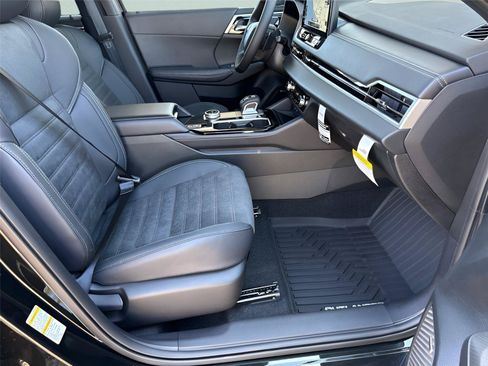 New 2026 Mitsubishi Outlander LE FWD image 27