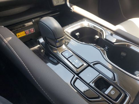 Used 2024 Lexus RX 350 FWD w/ Technology Package image 29