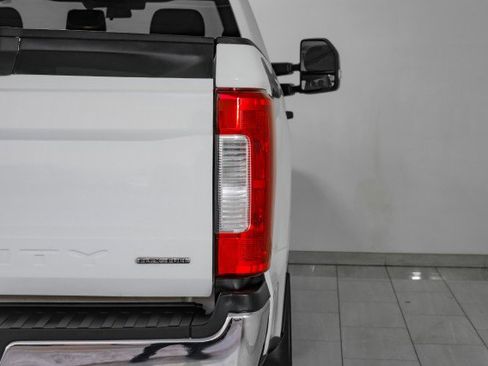 Used 2017 Ford F350 XL image 34