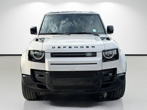 New 2026 Land Rover Defender 130 X-Dynamic SE AWD/4WD image 8