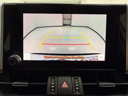 Used 2023 Toyota RAV4 XLE Premium image 21