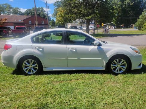 Used 2013 Subaru Legacy 3.6R Limited image 6