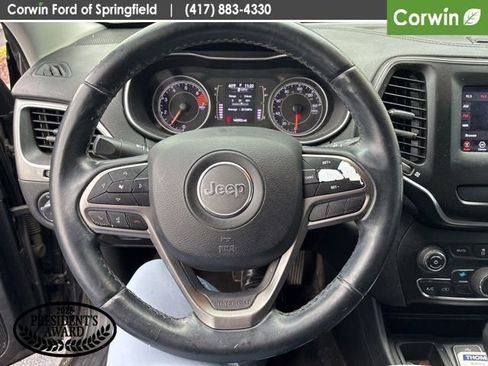 Used 2019 Jeep Cherokee Latitude Plus image 7