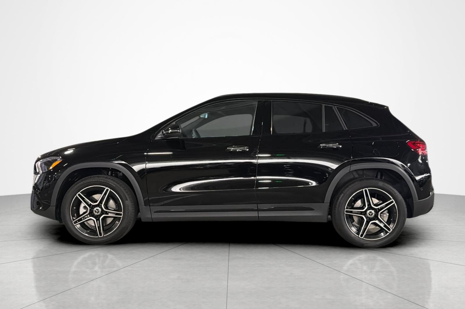 New 2026 Mercedes-Benz GLA 250 image 2