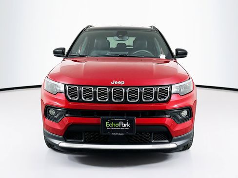Used 2025 Jeep Compass Limited image 2