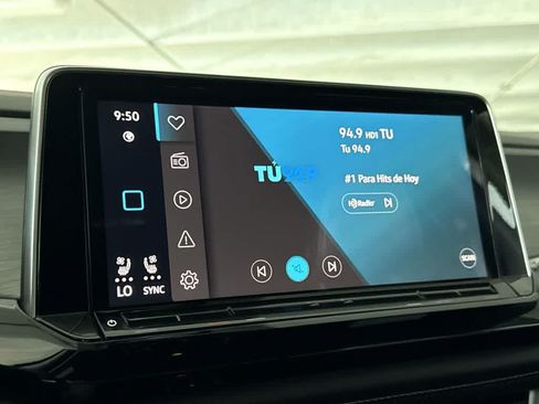 Certified 2024 Volkswagen Atlas Cross Sport SE FWD image 18
