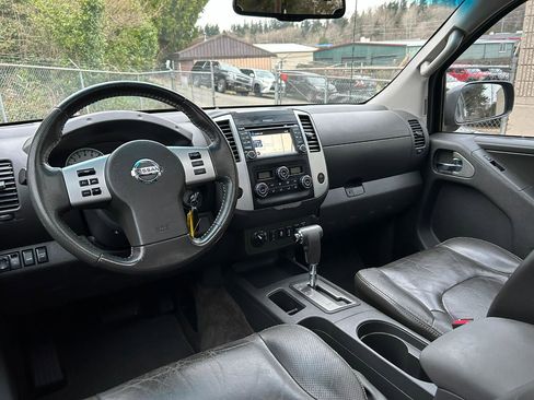 Used 2016 Nissan Frontier PRO-4X w/ Pro-4x Luxury Package AWD/4WD image 14