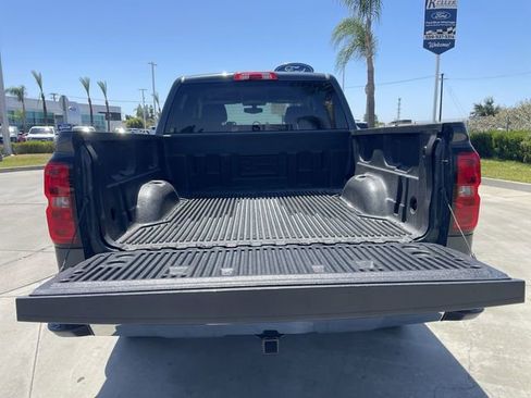Used 2018 Chevrolet Silverado 1500 LT w/ All Star Edition RWD image 23