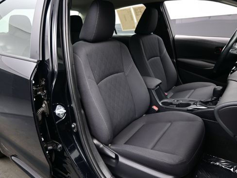 Used 2024 Toyota Corolla LE FWD image 12