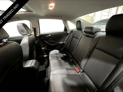 Used 2019 Volkswagen Jetta SEL image 27