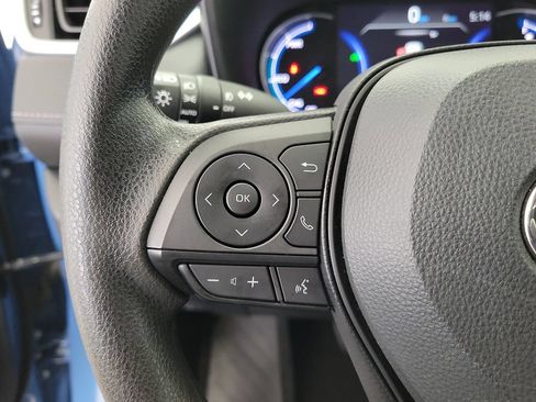Used 2023 Toyota RAV4 AWD Hybrid image 23