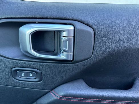 Used 2020 Jeep Gladiator Rubicon image 20