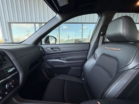Used 2023 Nissan Pathfinder Rock Creek image 24