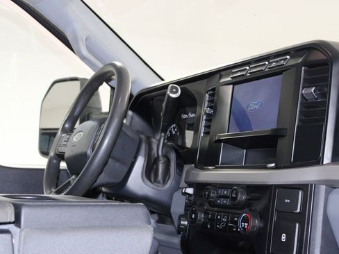 Used 2024 Ford F250 XL w/ STX Appearance Package AWD/4WD image 28