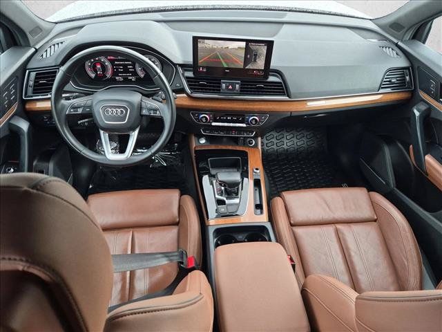 Used 2023 Audi Q5 2.0T Premium Plus w/ Premium Plus Package AWD/4WD image 19