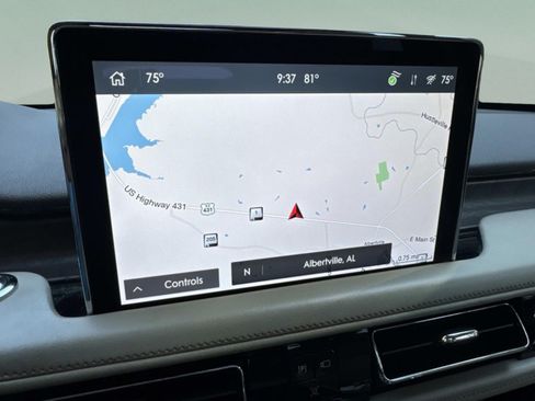 Used 2021 Lincoln Aviator Reserve w/ Elements Package Plus AWD/4WD image 30