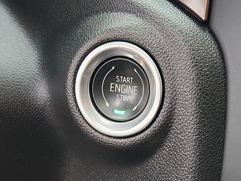 Used 2019 Chevrolet Silverado 1500 High Country w/ High Country Premium Package image 23