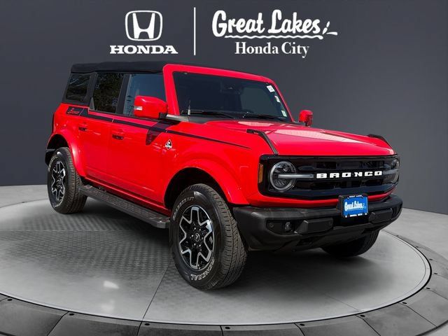 Used 2022 Ford Bronco Outer Banks AWD/4WD image 1