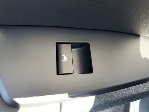 New 2026 Kia Sportage EX image 14