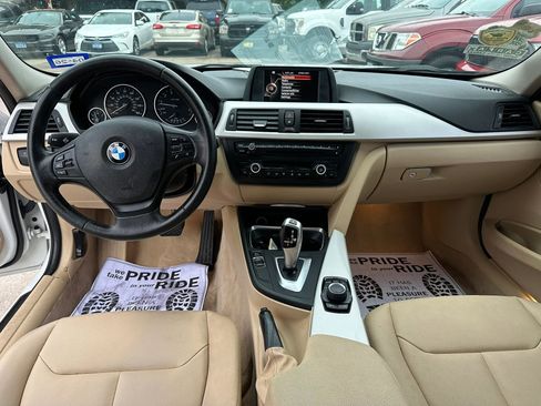 Used 2015 BMW 320i Sedan RWD image 27