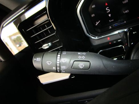 New 2026 GMC Sierra 1500 Elevation image 35