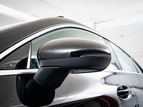 Certified 2025 Mercedes-Benz CLA 250 4MATIC image 17