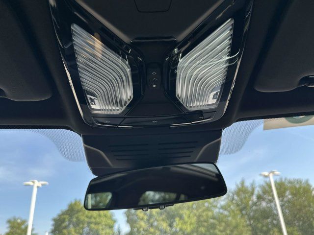 Certified 2025 BMW X5 xDrive40i w/ M Sport Package AWD/4WD image 38