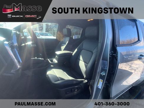 Used 2024 GMC Canyon Elevation w/ Elevation Premium Package image 2