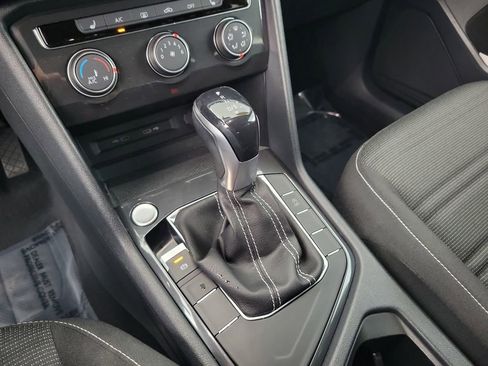 Used 2022 Volkswagen Tiguan S image 22