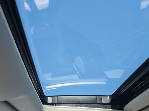 Used 2023 Honda Accord EX-L image 25