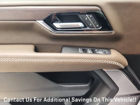 New 2026 GMC Yukon XL Denali Ultimate w/ LPO, Floor Liner Package AWD/4WD image 18