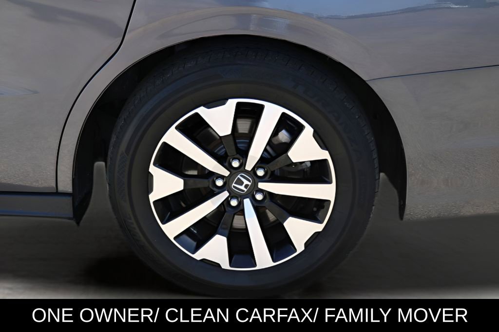 Used 2025 Honda Odyssey EX-L image 9