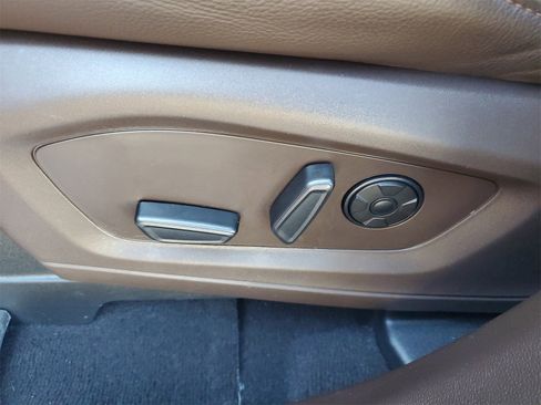 Certified 2022 Ford Explorer King Ranch image 19